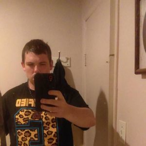 Meet your Posher, Justin